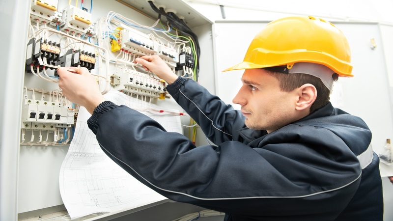 Why You Should Hire A Professional Residential Electrician In Monterey CA