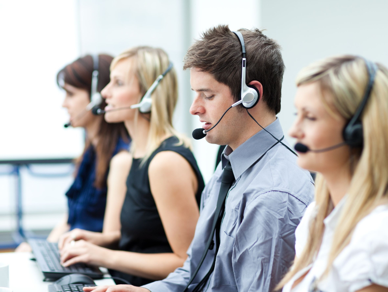 Integrating AI and Automation in Call Center Training